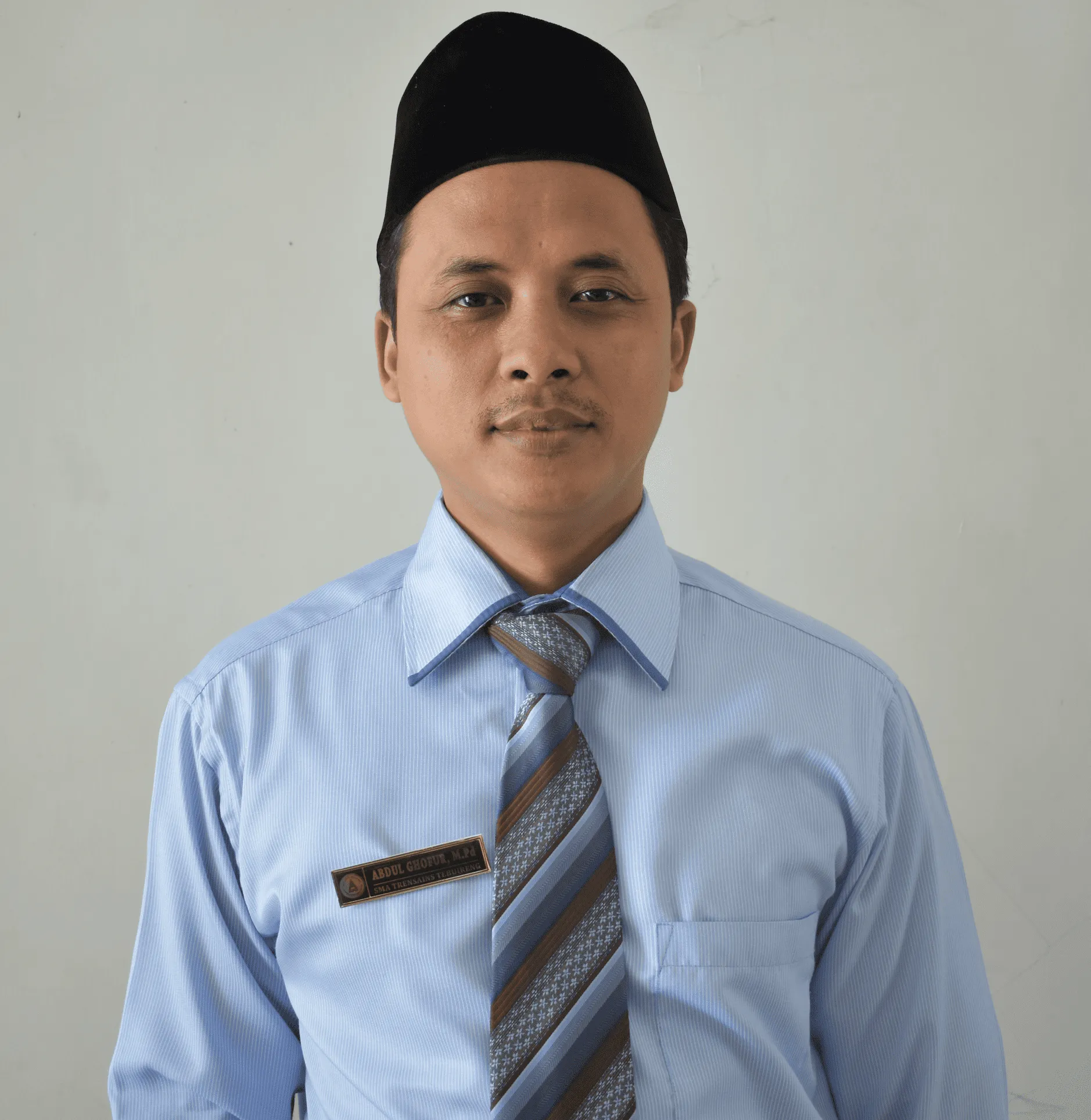 Dr. Abdul Ghofur, M.Pd.
